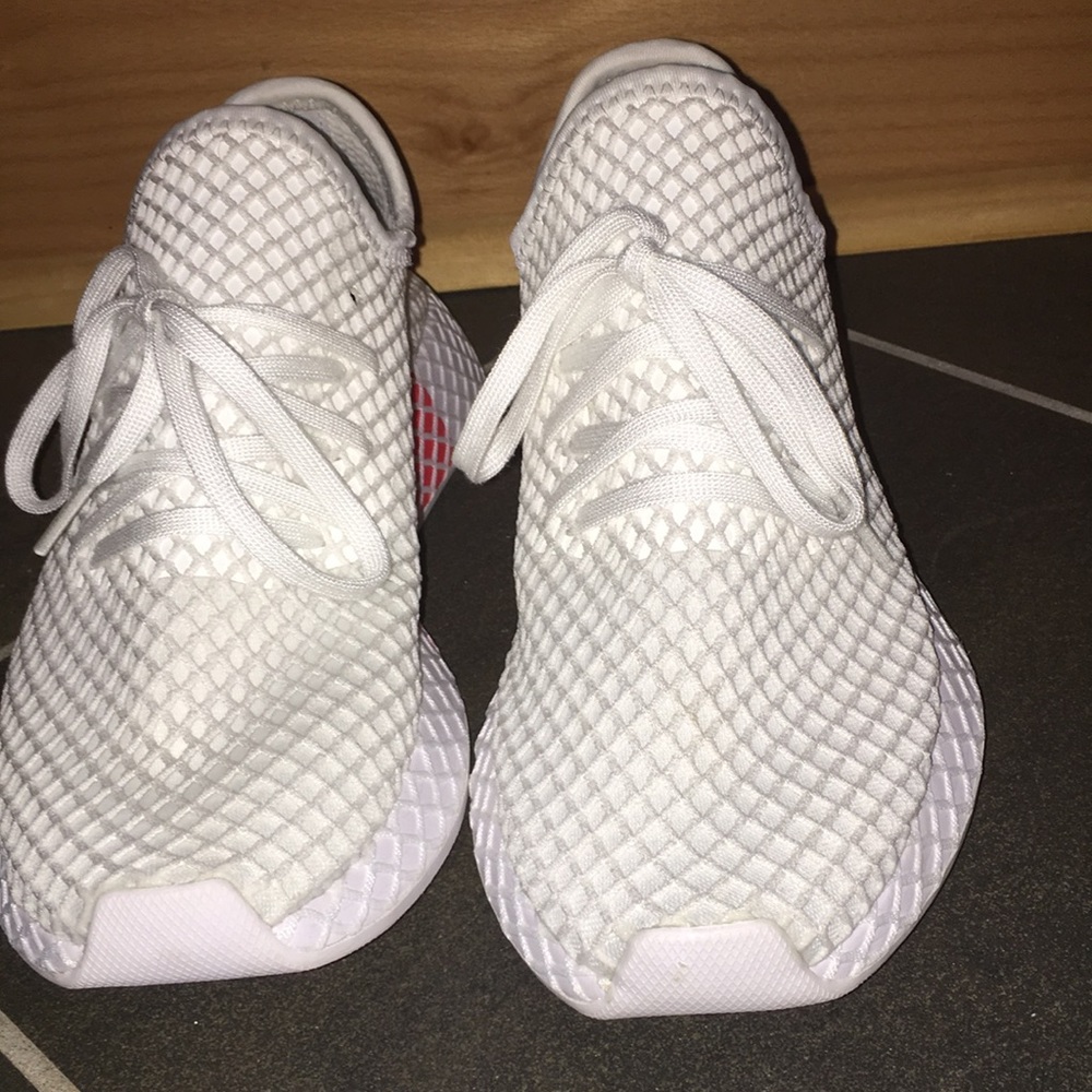 Adidas uncaged boys size 6 women’s size 7.5